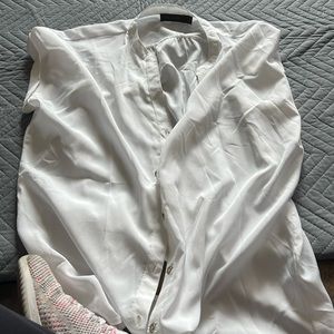 Limited xl short sleeve blouse white